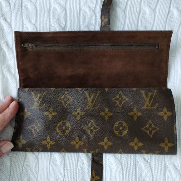 Louis Vuitton Saks Vintage Travel Jewelry Case - Picture 13 of 16